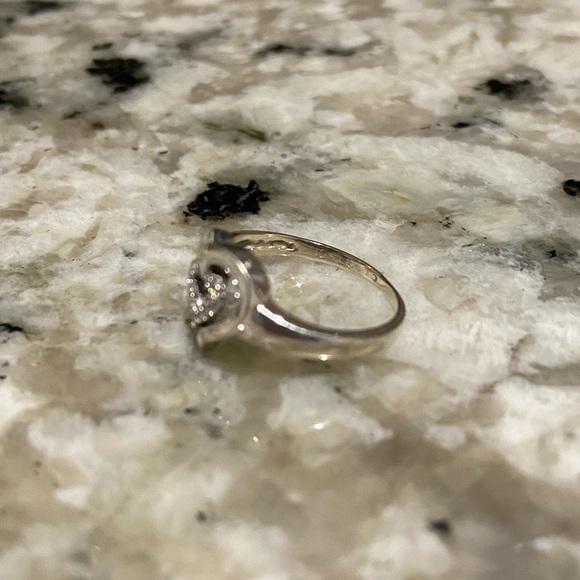 Heart ring - Picture 2 of 3